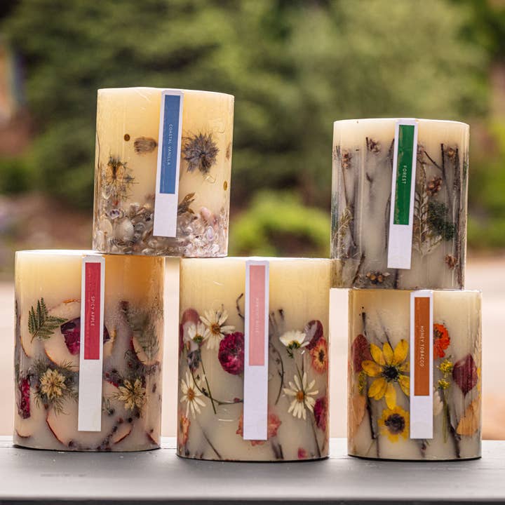 Rosy Rings - Wholesale Pillar Candle - Signature Botanical Candle - Spicy Apple3