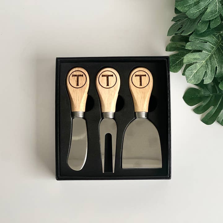 Ostknive Personlige knive til Charcuterie for engroshandel hos Maranatha Shoppe LLC