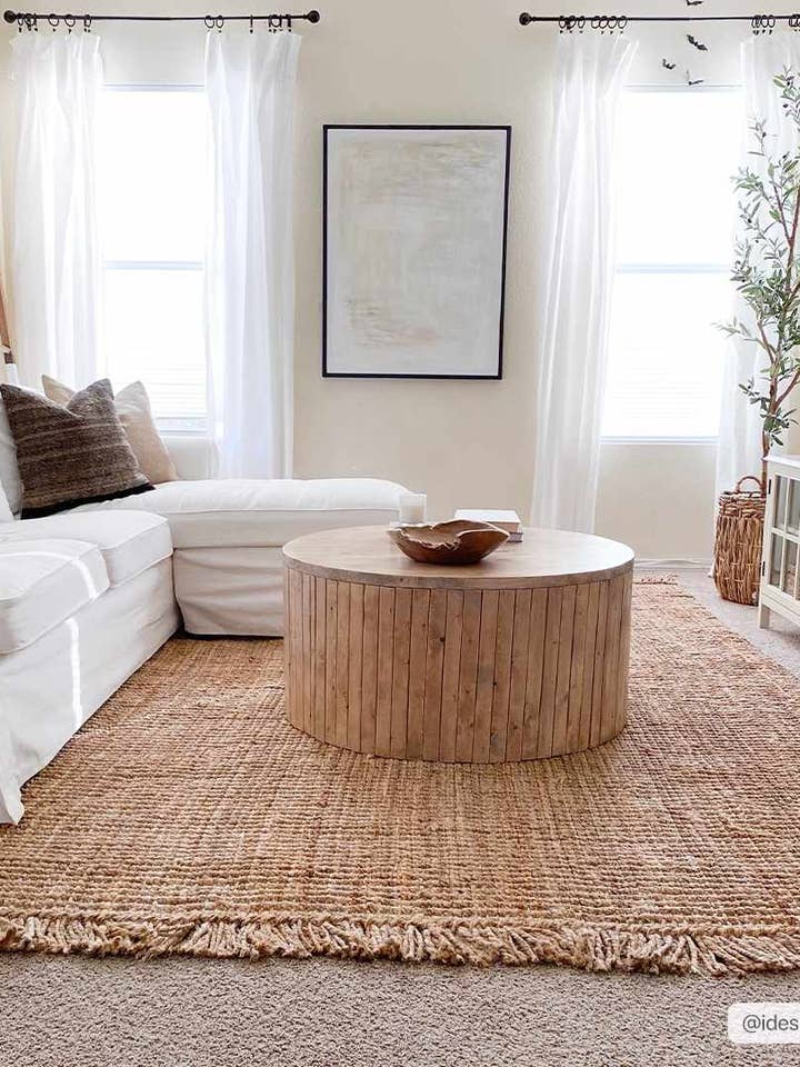 Tapis en jute naturel Senneterre pour la vente par Eastern Woven