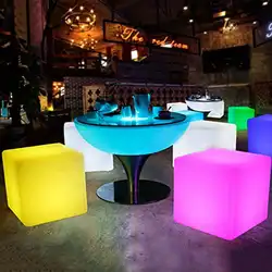 SugarQuoteMeNot LLC - Wholesale Patiotafel - "LED Light Up Tafelopties" Collectie: Picknicktafel7