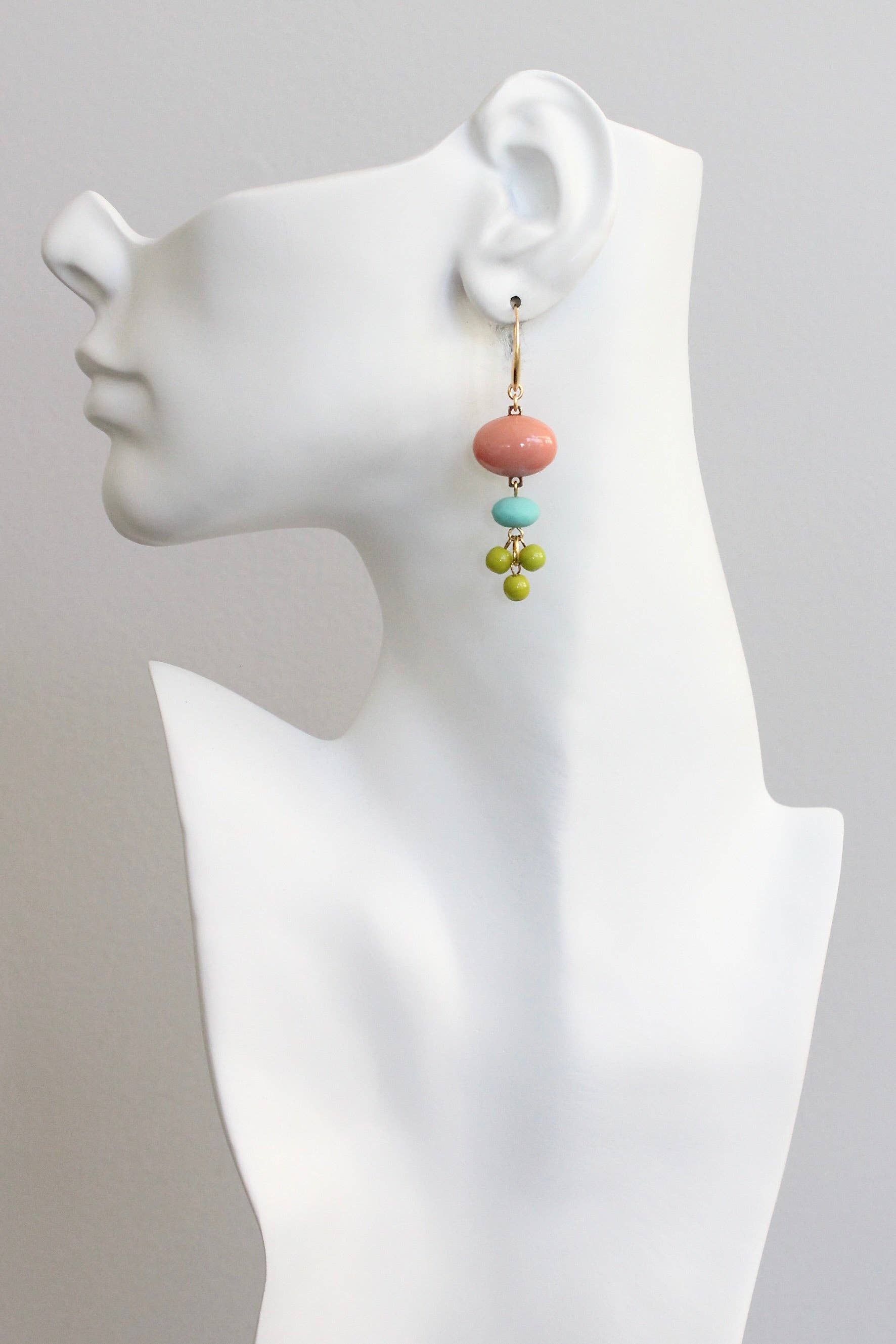 David Aubrey Jewelry - Wholesale Dangle Earrings - KYLE29 vintage coral glass and chartreuse earrings1