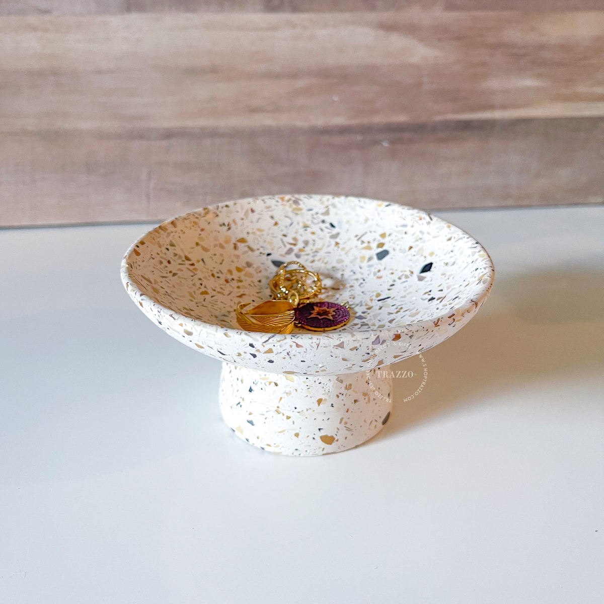 Trazzo - Wholesale Decorative Plate/Dish/Bowl - Pearl Terrazzo Pedestal Bowl8