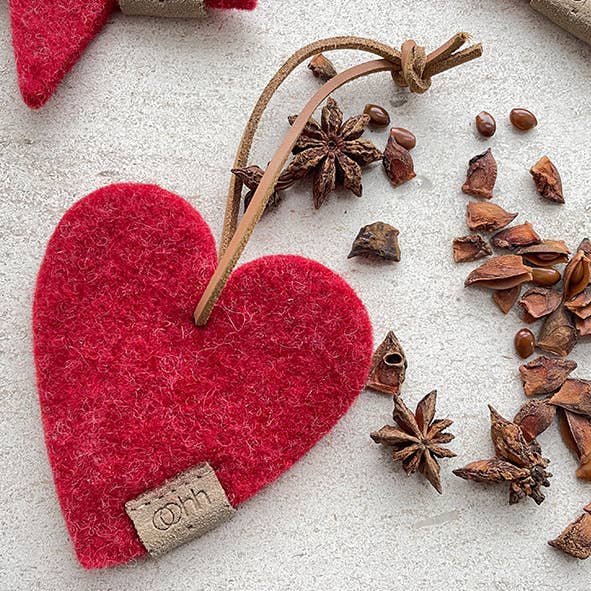 Lübech Living - Wholesale Ornament - Heart ornament from Zero Waste wool, Red2