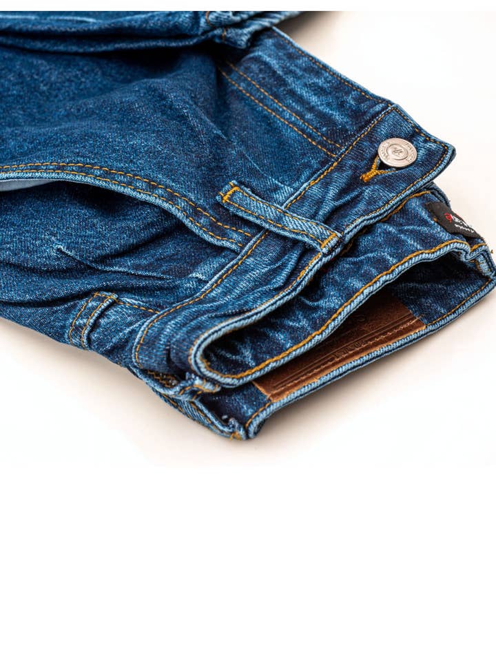 Blue Slouchy jeans - Stylish and comfortable - CasualChic Denim for wholesale on Faire9