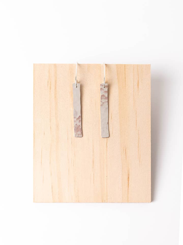 Orecchini Rainmaker | Argento Sterling per la vendita all'ingrosso da parte di Clovis Jewelry