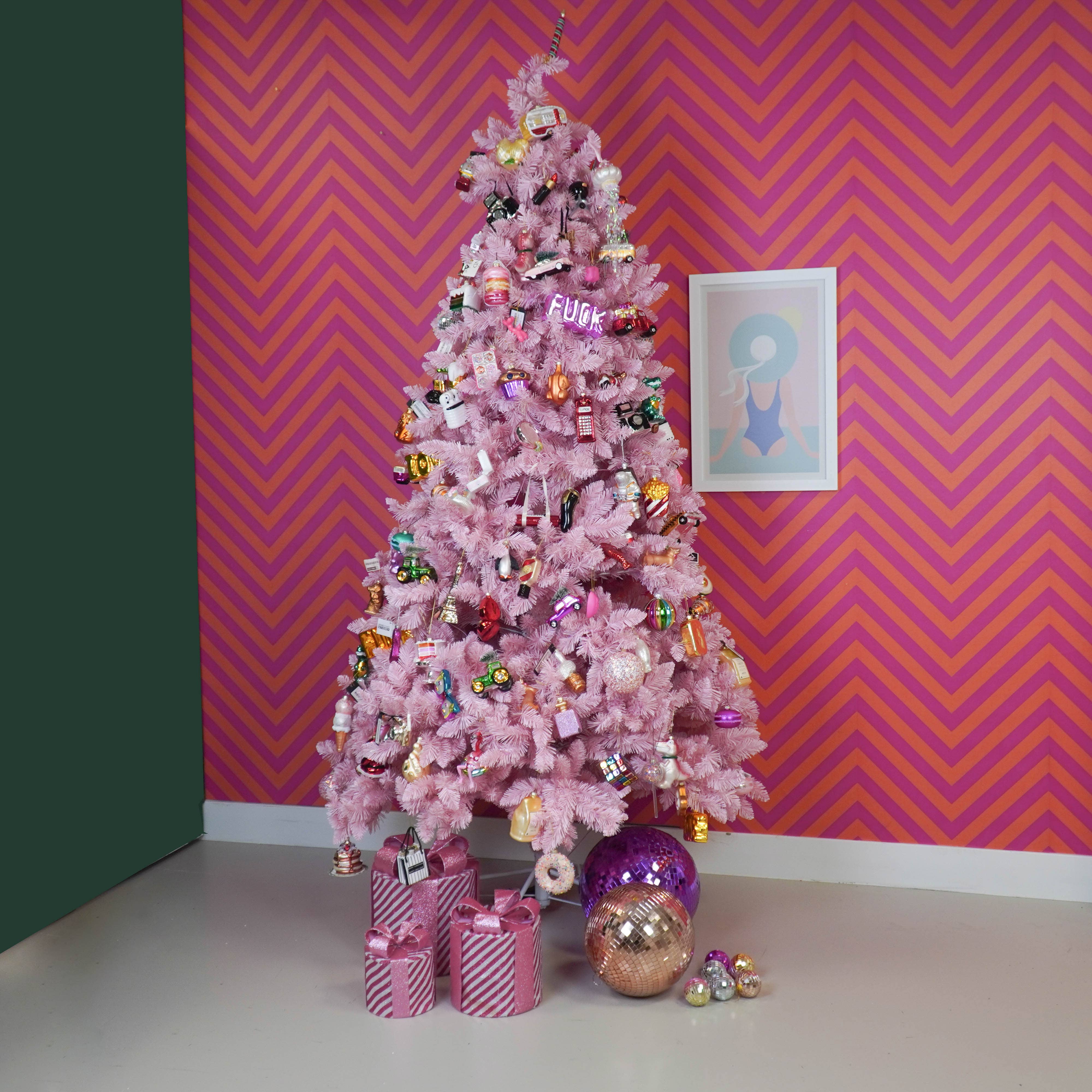 Housevitamin bv - Wholesale Christmas Decoration - Led Xmas Gift - S3 - Polysterene - Pink/White-15/20/25cm2