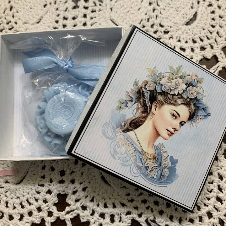 MOMENTS IN THYME - Wholesale Bar Soap - Lovely Lady Soap Collection1