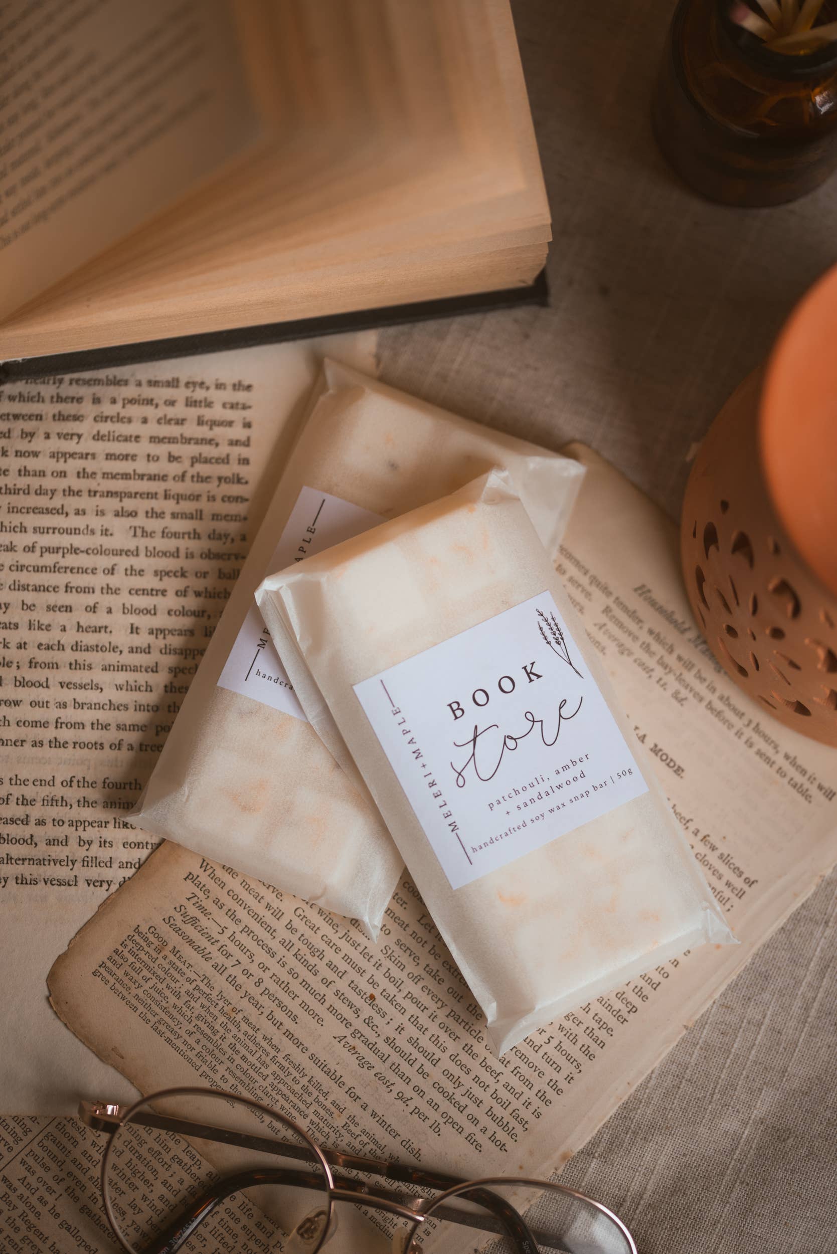 Meleri and Maple Co – wholesale Wax melt – Cupcake Bakery Scented Snap Bar Wax Melt2