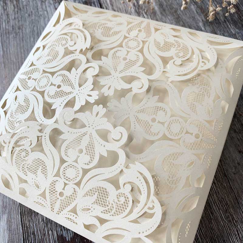 Imaginediy – Engroshandel Invitationer – Jaipur Laser Cut Invitation - Elfenben1