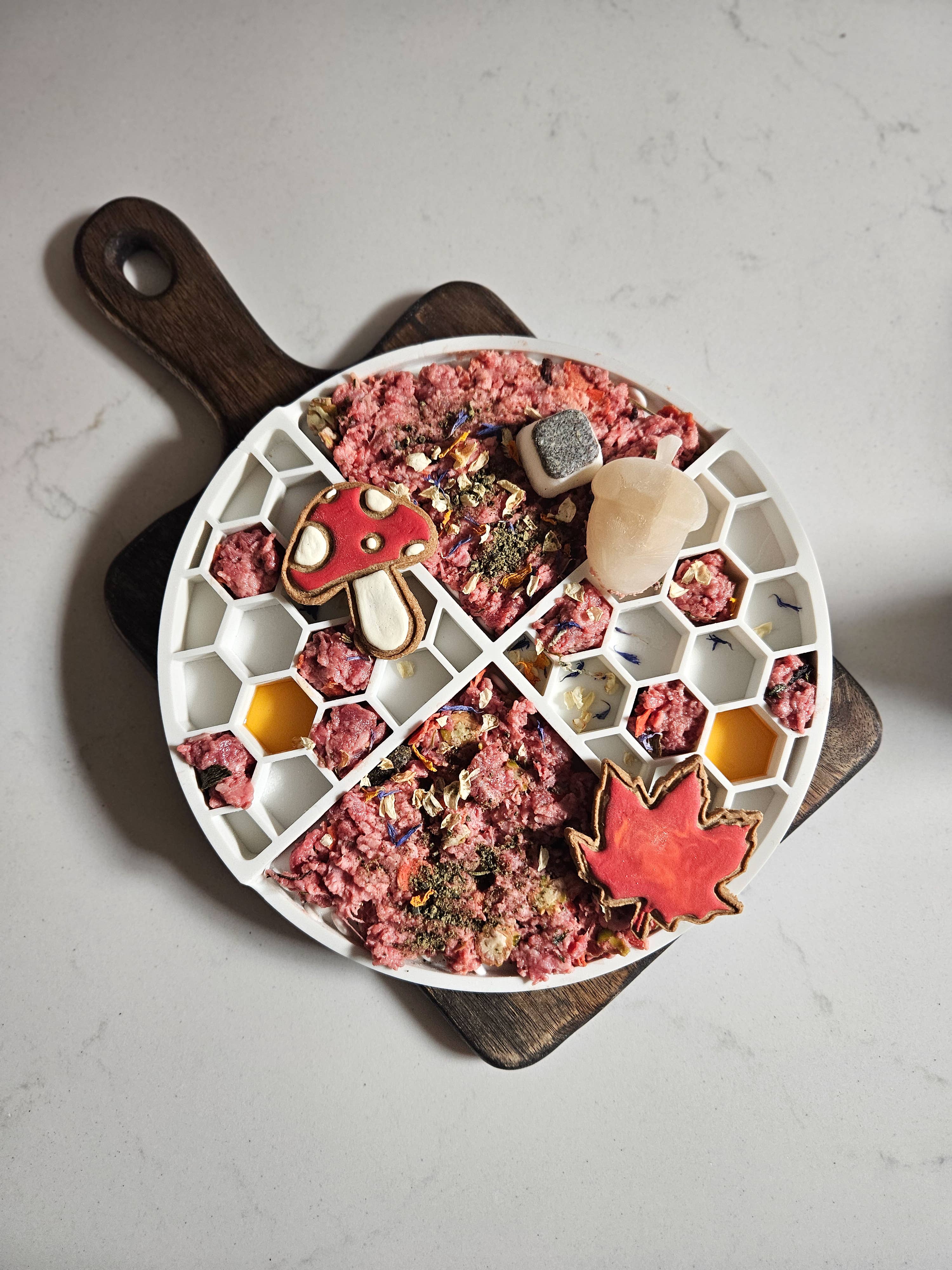 LIEVICK - Venta al por mayor Esterilla para comedero de mascotas - Perros - Alfombrilla para lamer - Color crema1