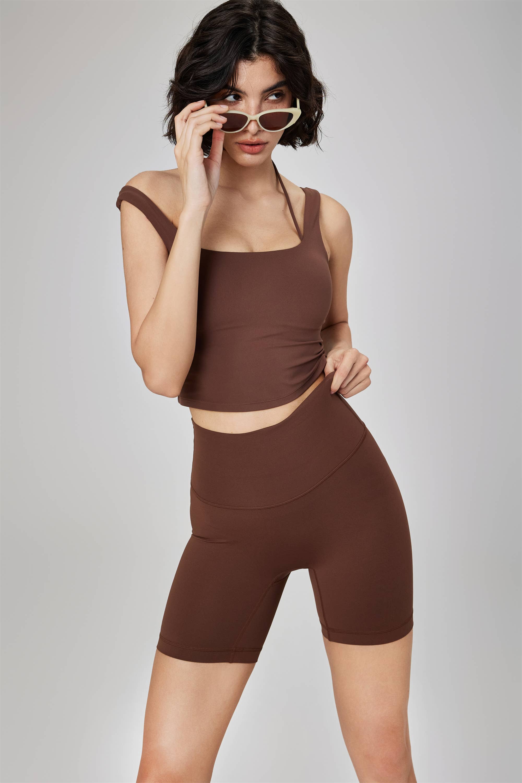 91thelabel - Vente Short de sport – femme - NOUVELLES couleurs ! Short de motard taille haute Luna à mi-cuisse 16