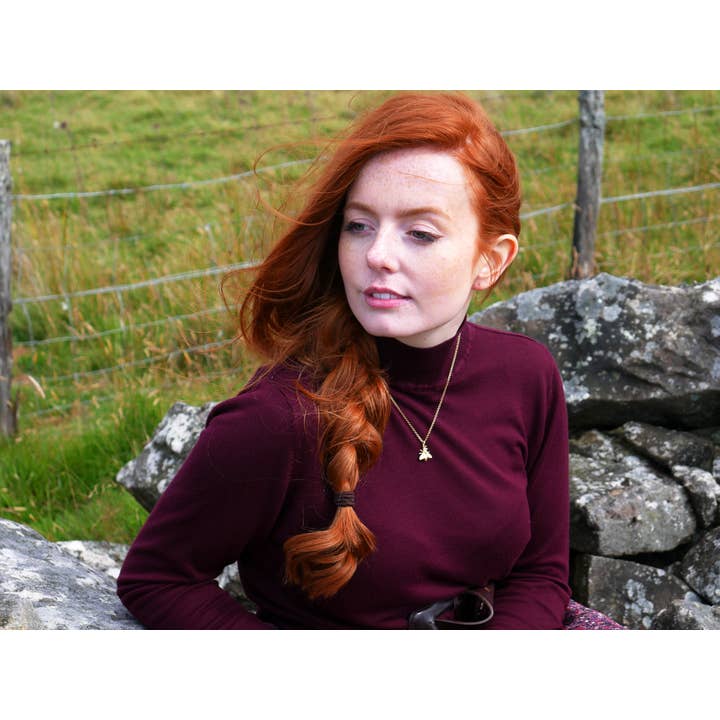 In The Heather – wholesale Pendant/charm necklace – Scottish honey bee necklace in sterling silver14