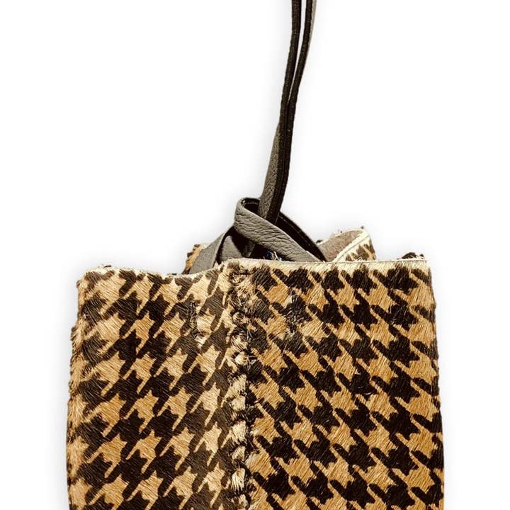 VOLTA ATELIER - Wholesale Wristlet - navigli bag | pied-de-poule-print cowhide1