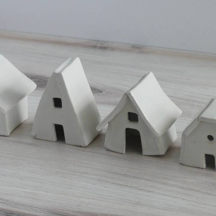 Design by Pouneh - Wholesale Christmas Decoration - Handmade ceramic little village , Christmas decor4