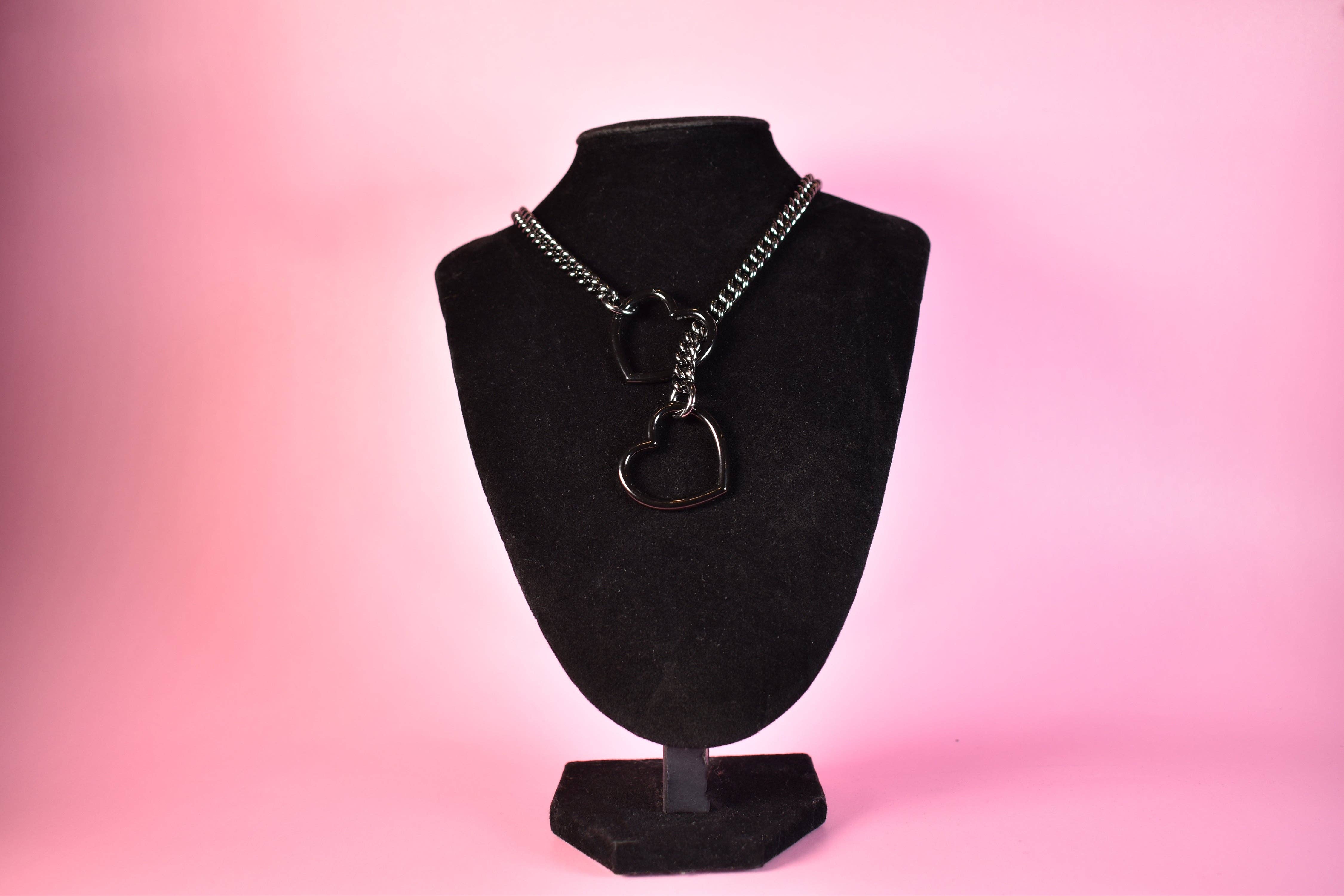 Naughty Pawsies - Wholesale Sex Toy - Gunmetal + Black Heart Ring Slip Chain2