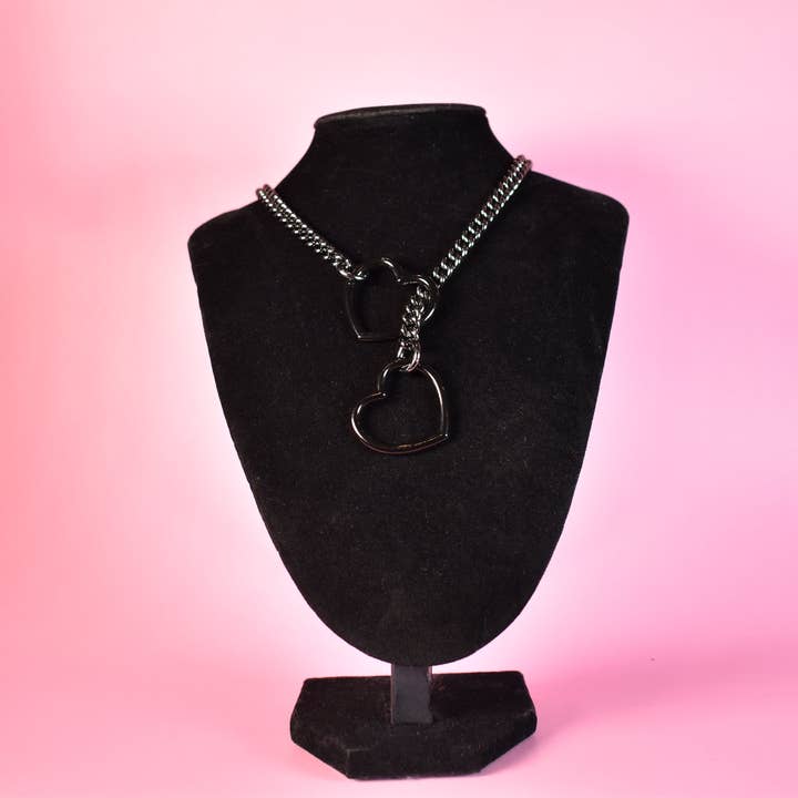Naughty Pawsies - Wholesale Sex Toy - Gunmetal + Black Heart Ring Slip Chain2