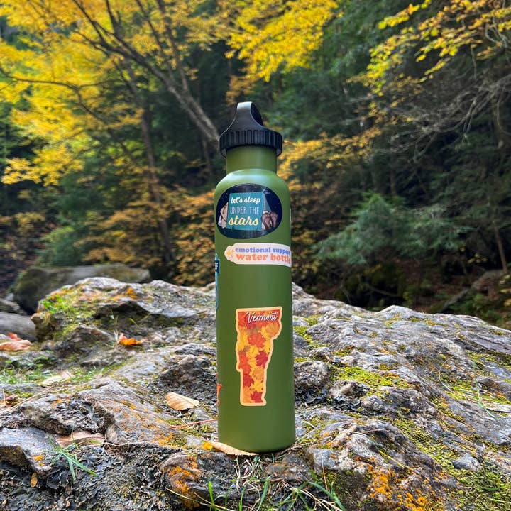 Sentinel Supply – Großhandel Aufkleber – Vermont Autumn Leaves Herbstaufkleber — New England Leaf Decal6