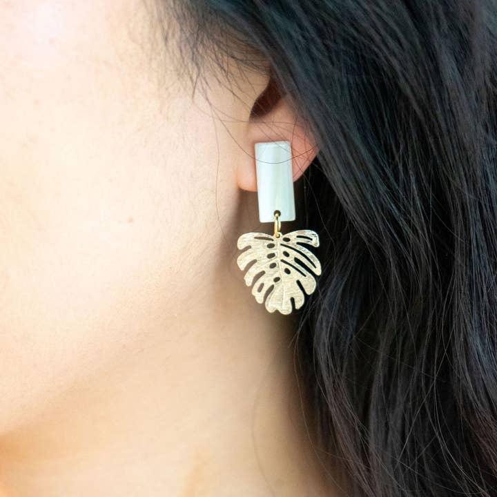 Spiffy & Splendid - Wholesale Dangle Earrings - Mini Belize Earrings - Ivory // Resort, Plant, Jewelry7