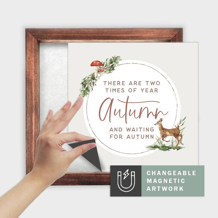 Inserto Decorativo Magnetico Stagionale per Insegna Intercambiabile (Medio): Aspettando l'Autunno | Autunno | Insegna Magnetica Vuota Venduta Separatamente per la vendita all'ingrosso da parte di Simpler Seasons Decor