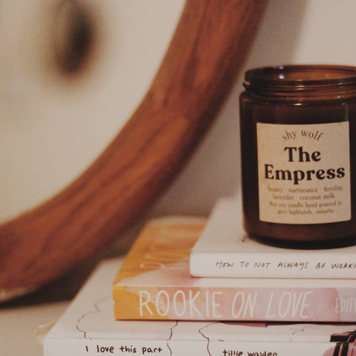 Shy Wolf Candles – wholesale Jar/filled candle – The Empress 2