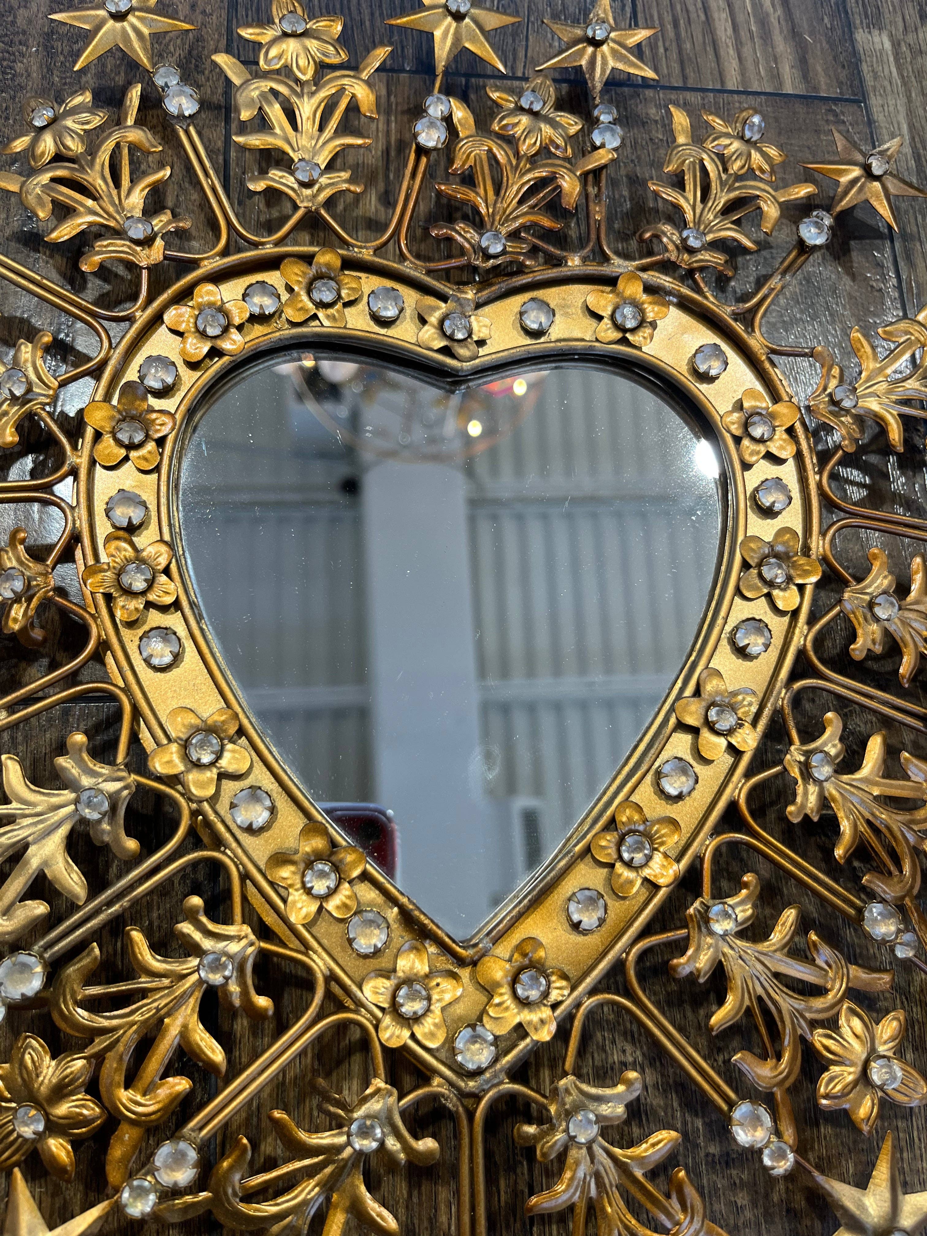 Love and Honor Jesus LLC - Wholesale Muurspiegel - Spiegel met Heilig Hart en Stralen van Metaal 40 x 38 cm4