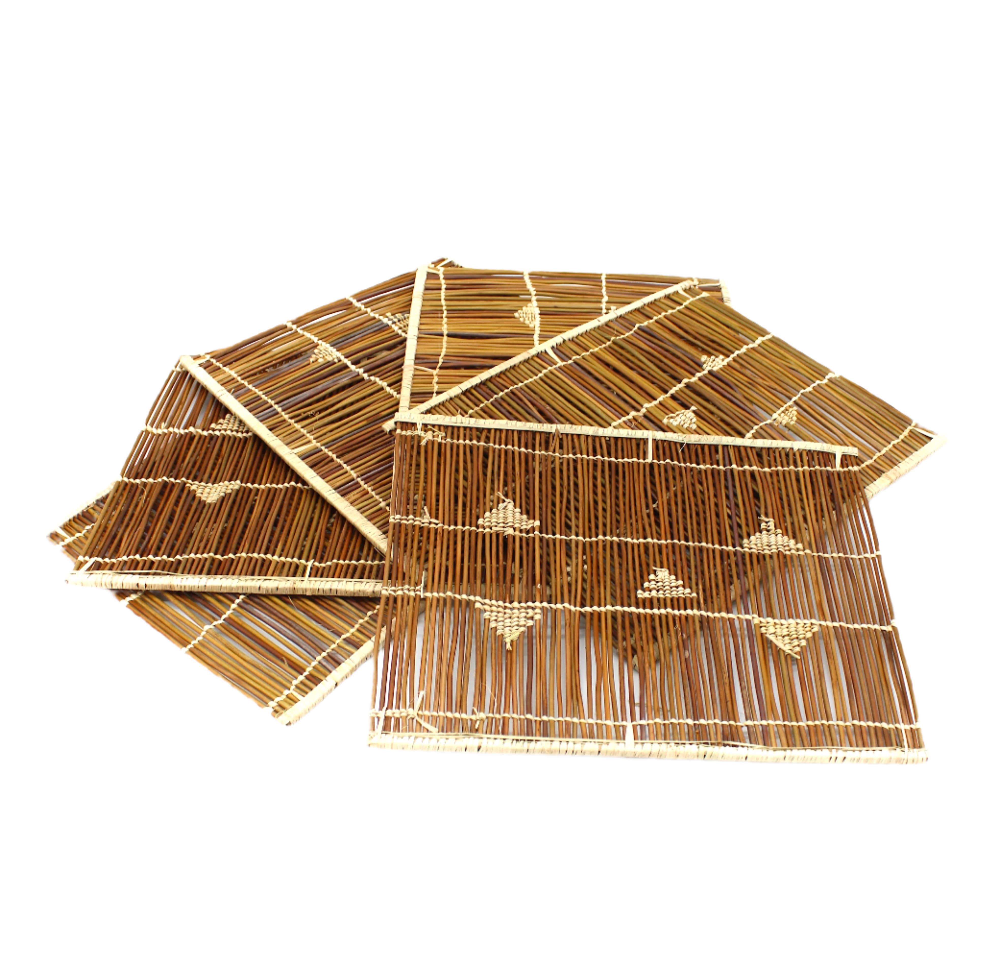 Shebobo – wholesale Bordstablett – Baraka fyrkantiga underlägg och bordsunderlägg av vass och raffia.2