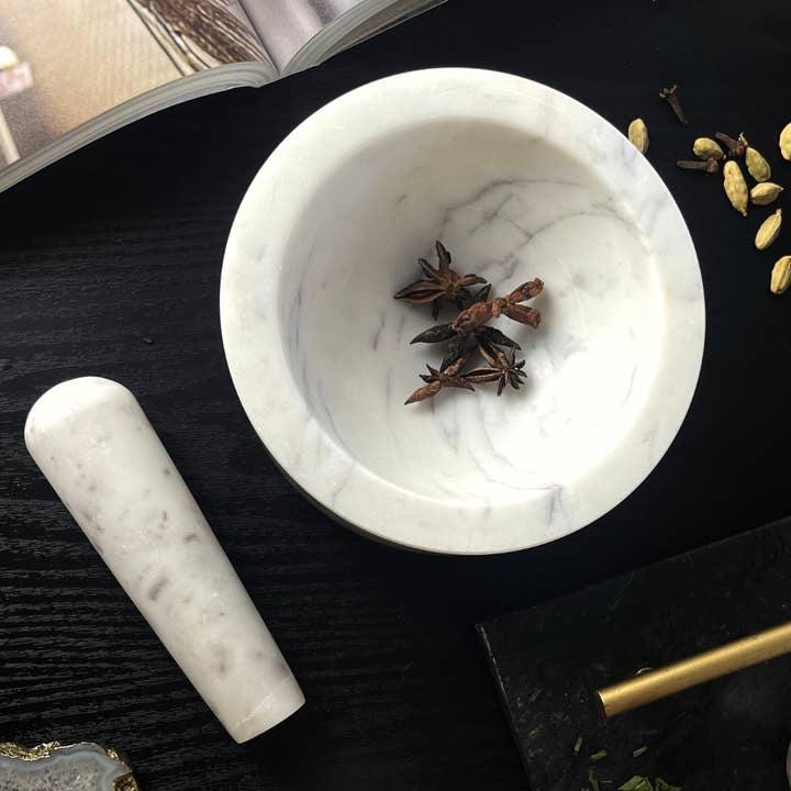 Nikita By Niki - Vente Mortiers et pilons - Ensemble pilon et mortier en marbre blanc, 3 couleurs2