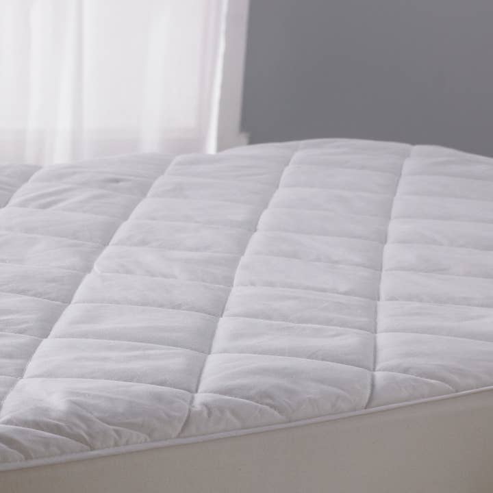 Living Textiles - Wholesale Mattress Pad/Protector - Smart-Dri™ Waterproof Mattress Protector - Crib1