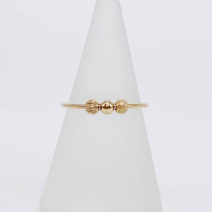 Anneau Anxiété n° 4 | Bague Fidget remplie d'or 14 carats pour la vente par From Brooklyn With Love