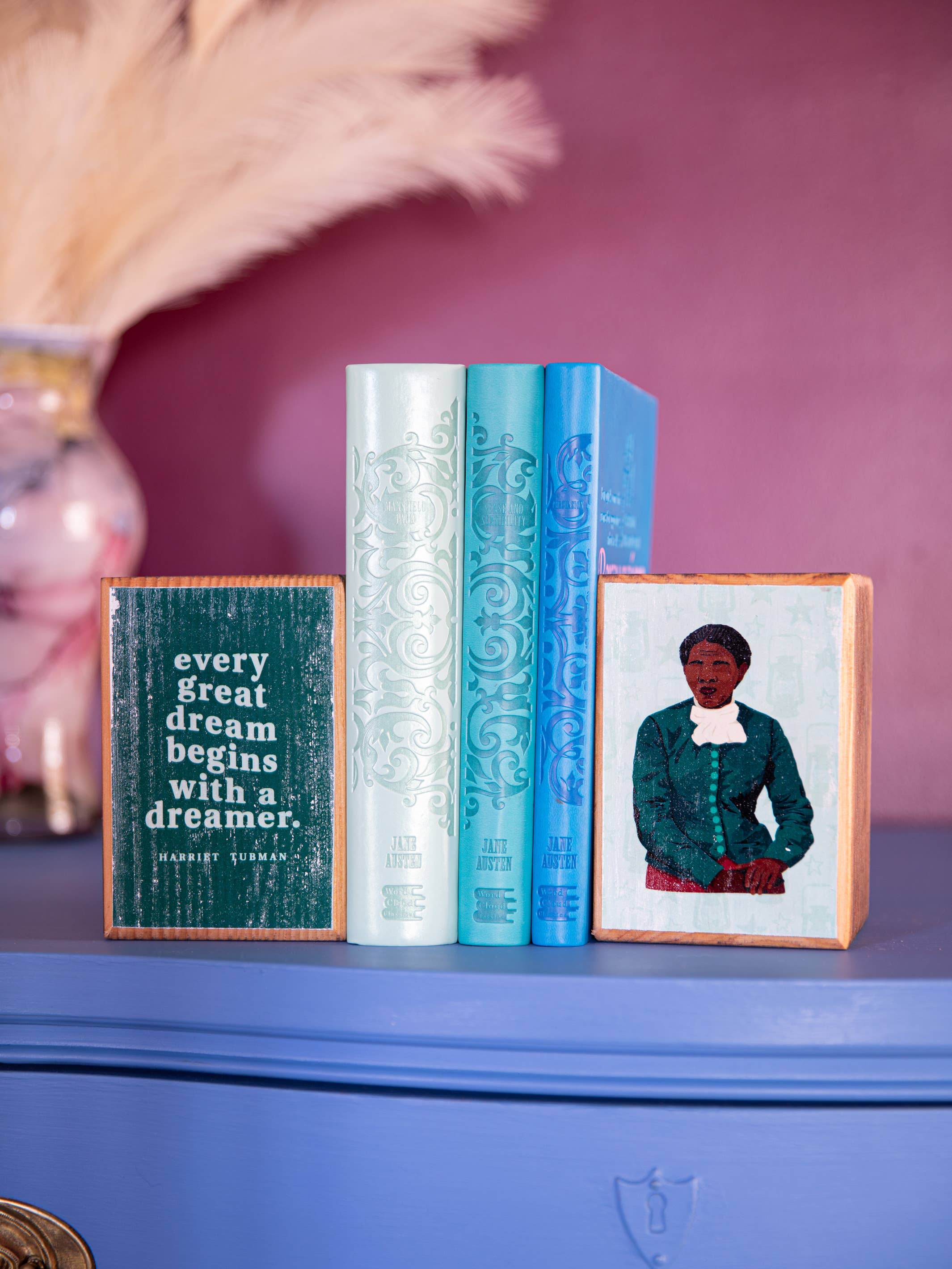 ARCHd – Suporte para livros por atacado – Conjunto de Bookend Harriet Tubman3
