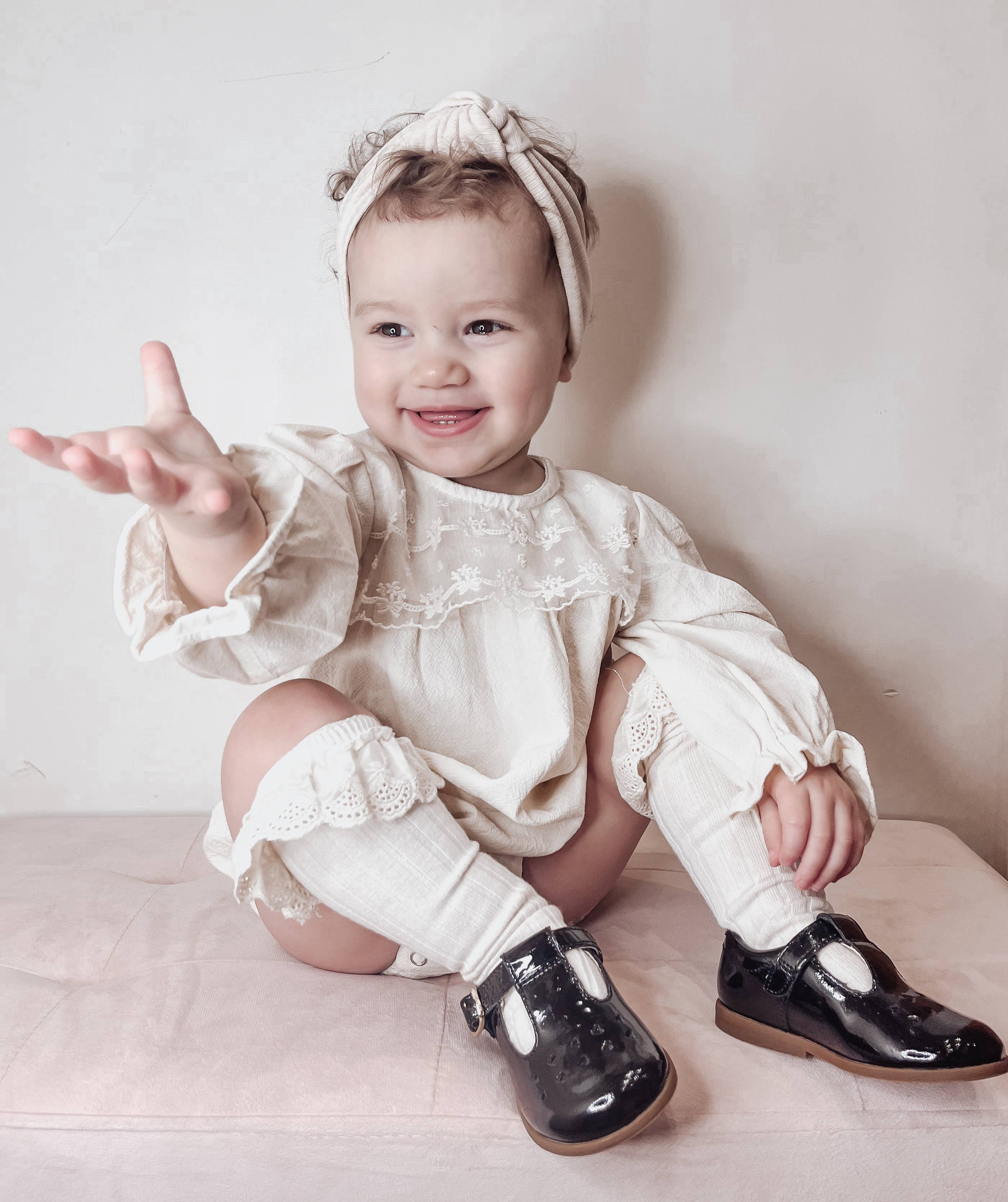Annie & Charles – wholesale Dress – Baby – Annie & Charles® Baby Bloomer/ENNA dress19