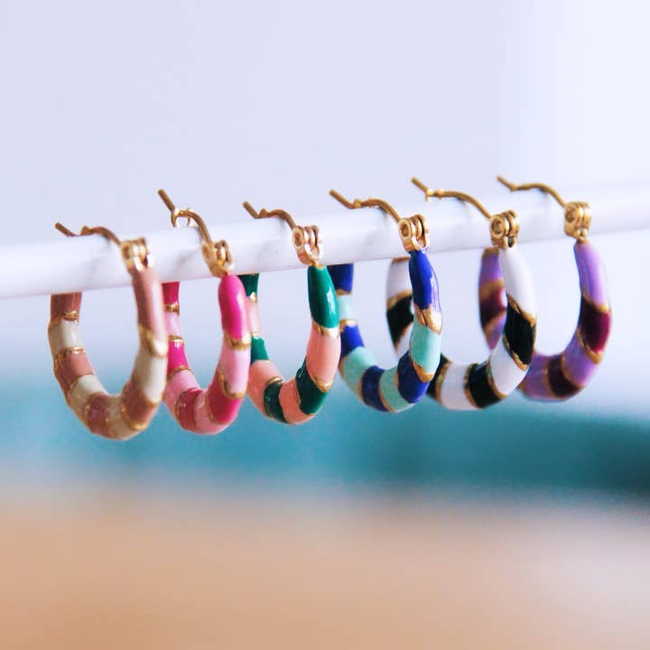 Bazou - Wholesale Hoop Earrings - Stainless steel colored hoop 20mm – green/pink