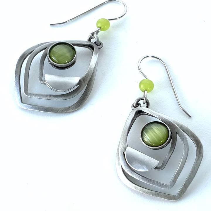 Christophe Poly / Crono Design - Wholesale Dangle Earrings - EARRINGS (Y) - Wire Hook Earrings
2