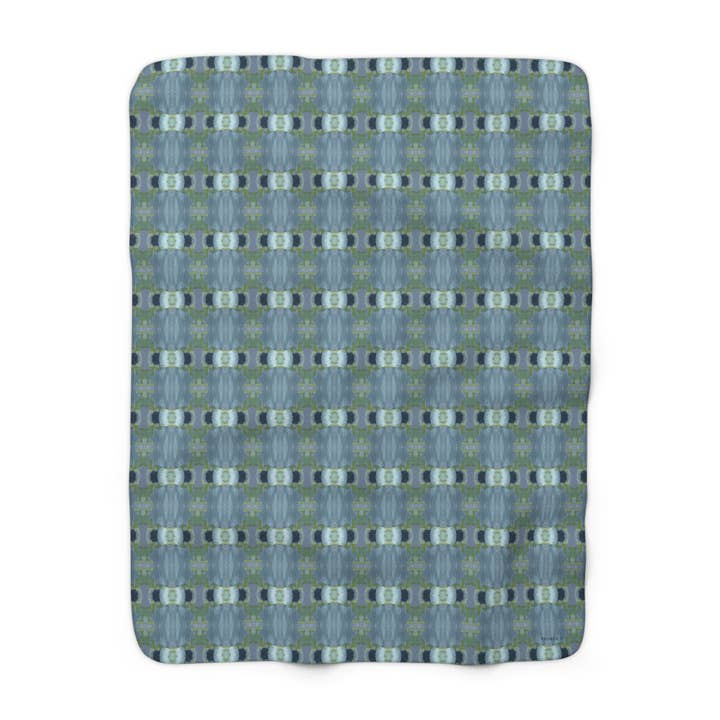PALMER K Designs - Wholesale Throw Blanket - Sherpa Throw / Blanket: Blue Geometric (ABJ/P10)1