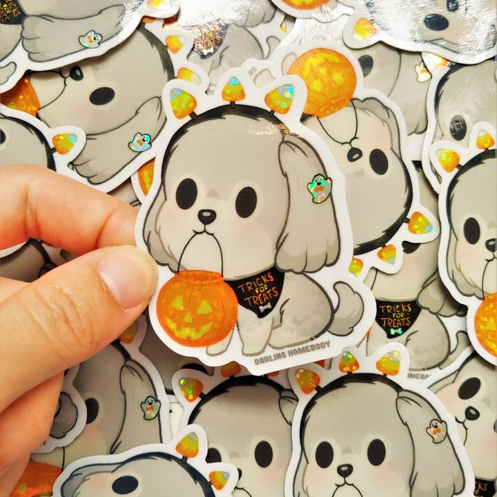 Autocollant Tricks for Treats 2021 en édition limitée. Effet d'éclat holographique brillant. pour la vente par Darling Homebody