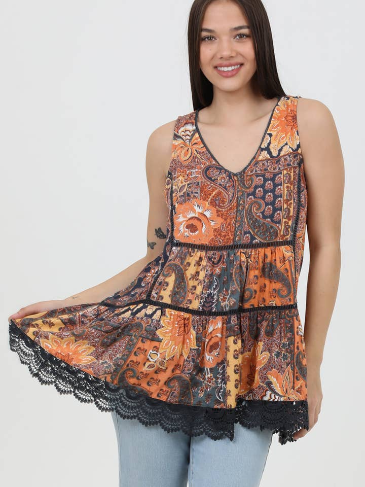 E2U26-W909 TANKTOP MED V-HALS MED BLONDERKANT for engroshandel hos Nostalgia