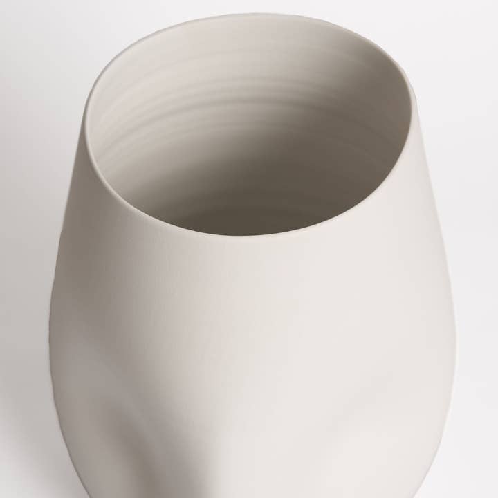 NED Collections - Wholesale Vase - Node Vase3