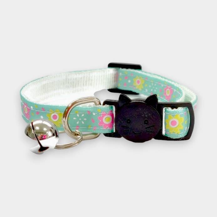 Collier pour chat Vert menthe avec fleurs roses/jaunes pour la vente par Zacal Cat Collars
