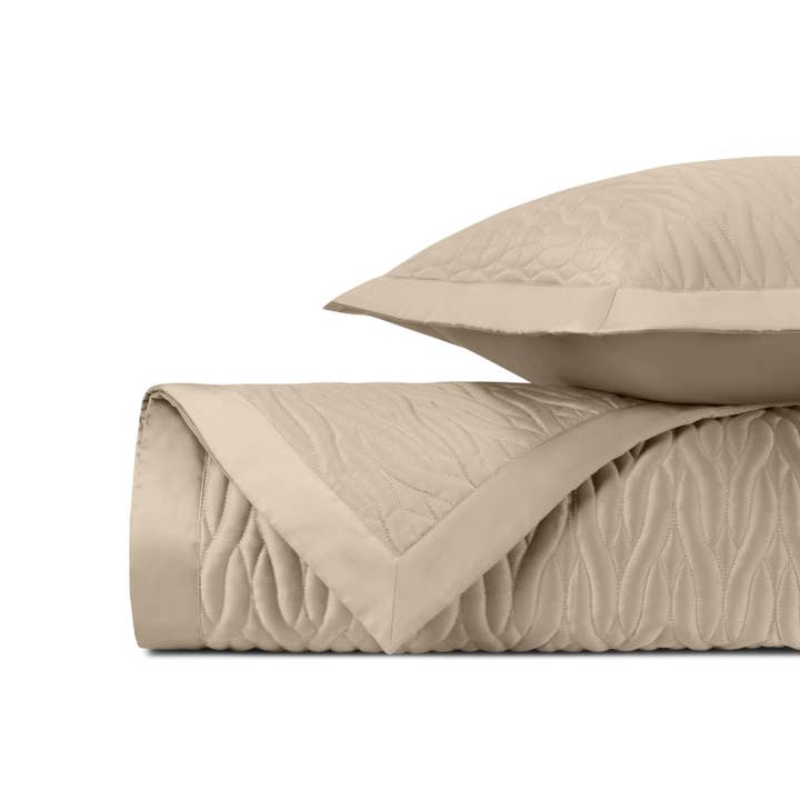 Set Copriletto Trapuntato Beatrice (Euro) per la vendita all'ingrosso da parte di Home Treasures Linens