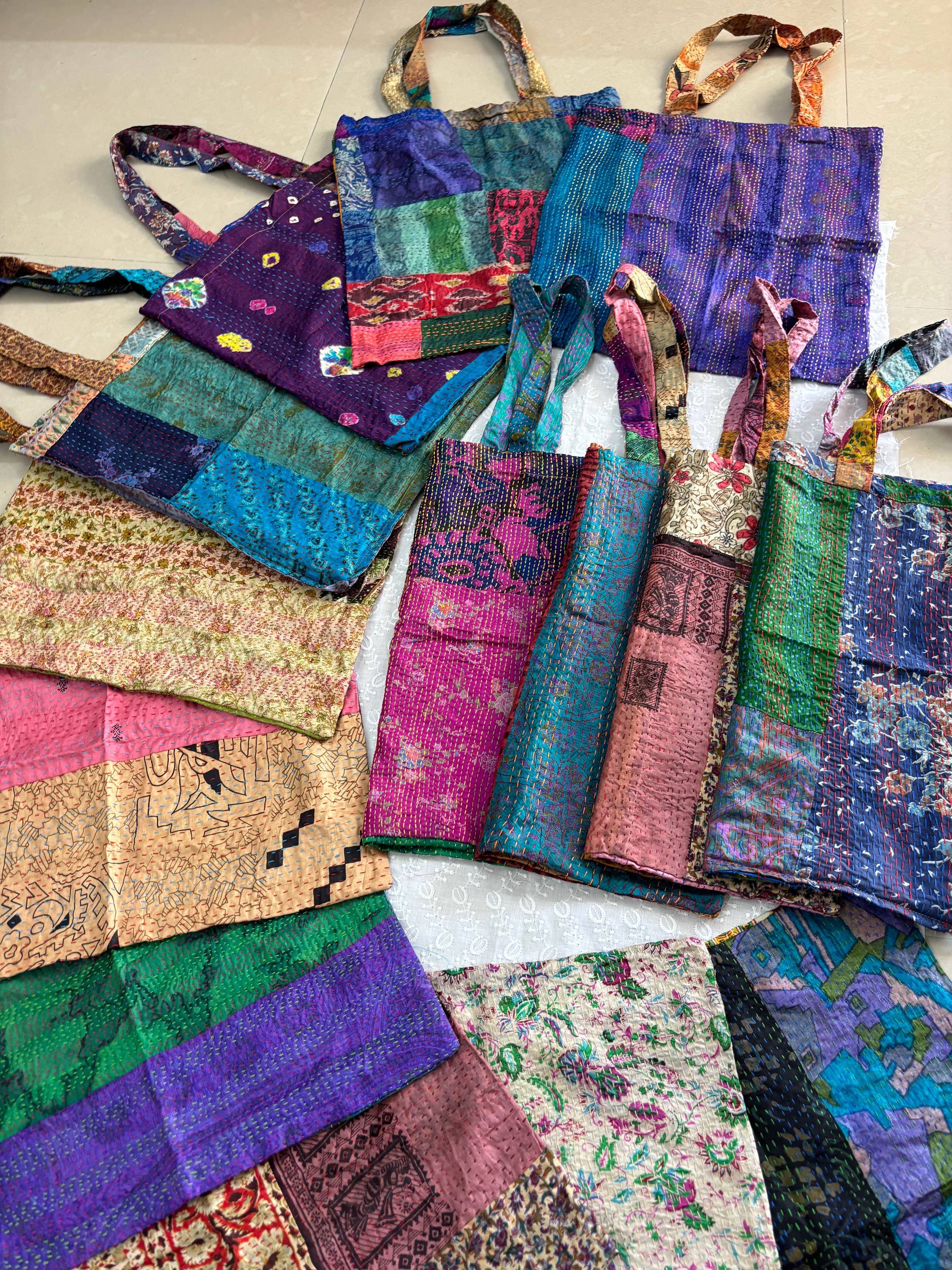 Meghcraft - Wholesale Tote Bag - Women's - SIlk Kantha Tote Bags-Reversible Silk Kantha Shopping Bags10