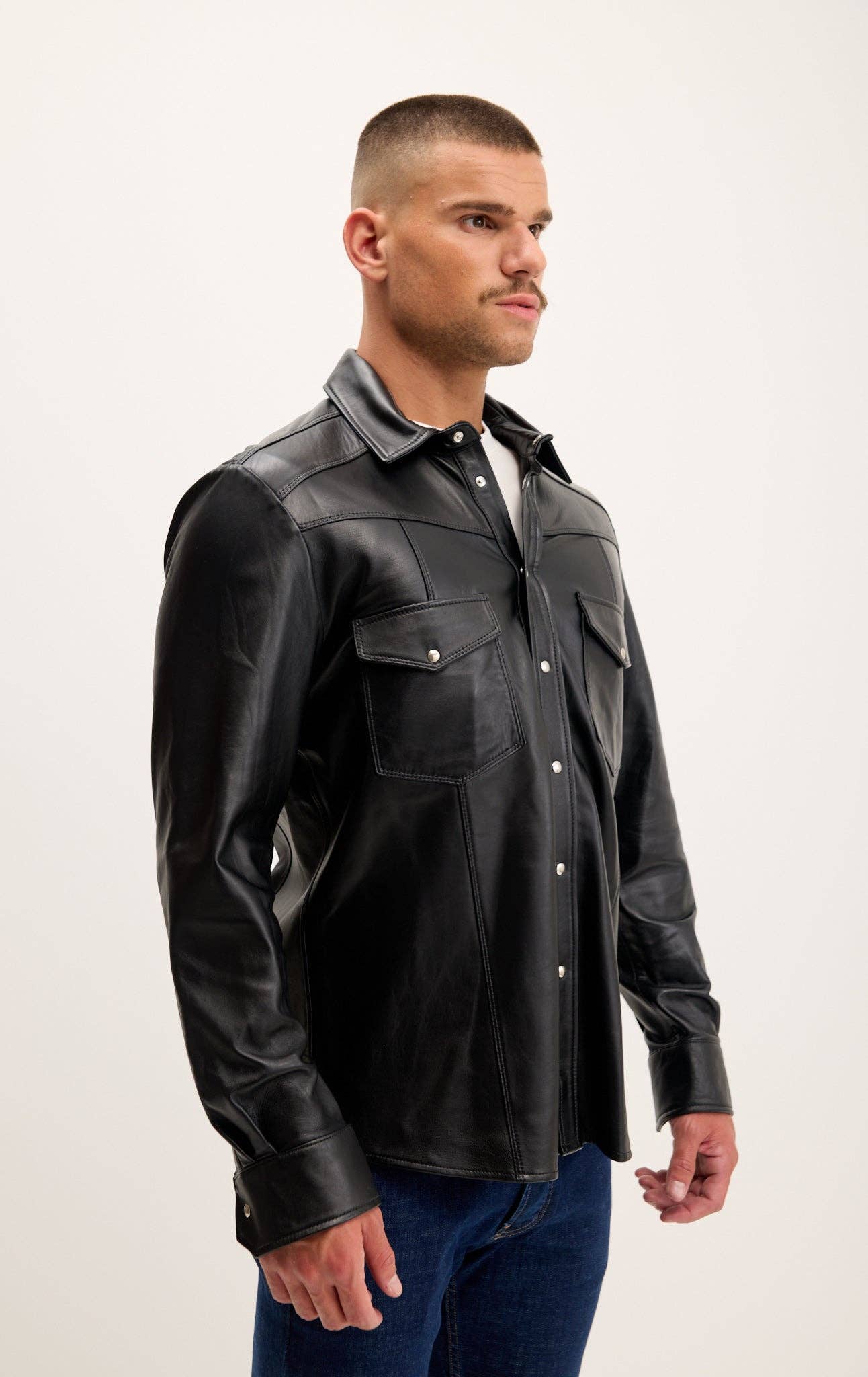PRETO Camisa de Pele de Cordeiro Genuína Masculina - Preto para venda a revendedores na Faire7