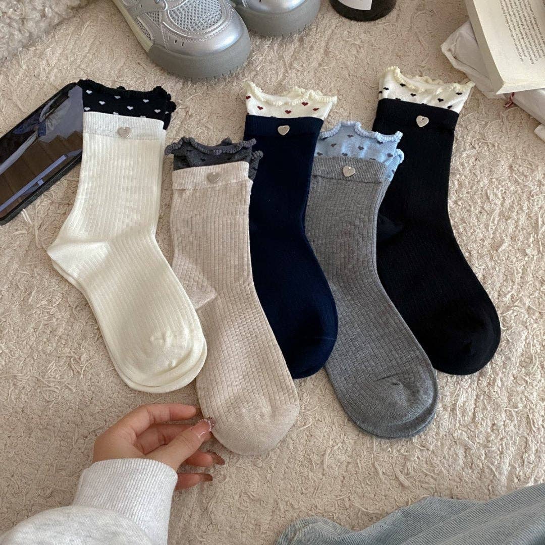 alberalkirk - Wholesale Socks - Women's - Color Block Ruffle Trim Socks Polka Dot Button Accent M5A0224