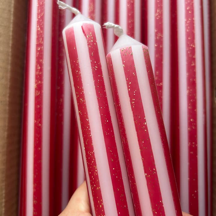 The Colour Emporium – wholesale Tapered candle/candlestick – Christmas Pinstripes Individual3