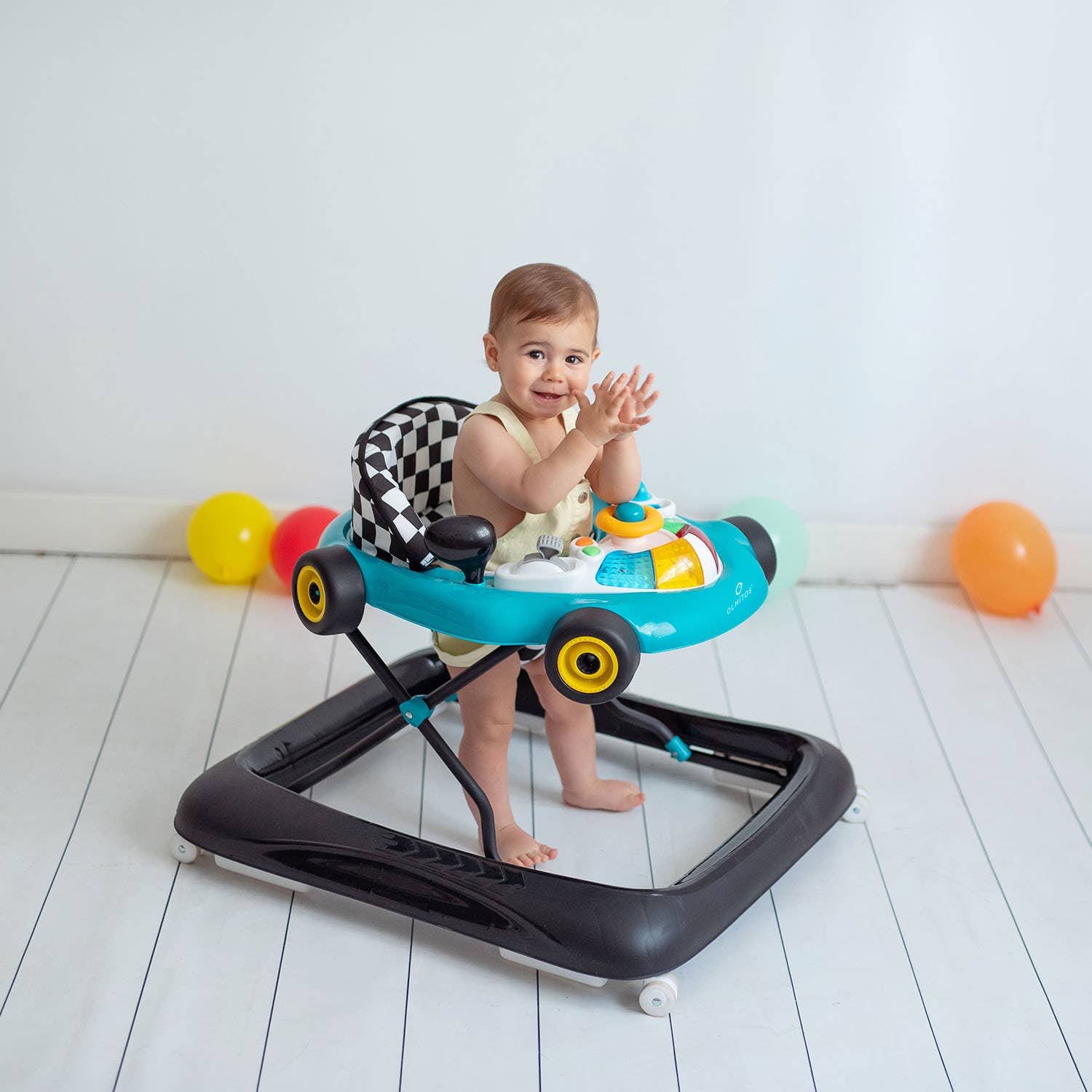 Olmitos S.A - Venta al por mayor Cochecito - Bebés - ANDADOR PRIMEROS PASOS DEL BEBÉ FÓRMULA 16