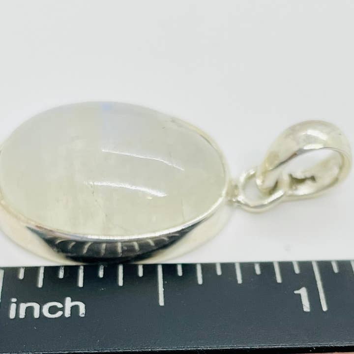 chakra-chic.com - Wholesale Individual Charm/Pendant - Moonstone Pendant 925 Sterling Silver 5.33 grams3