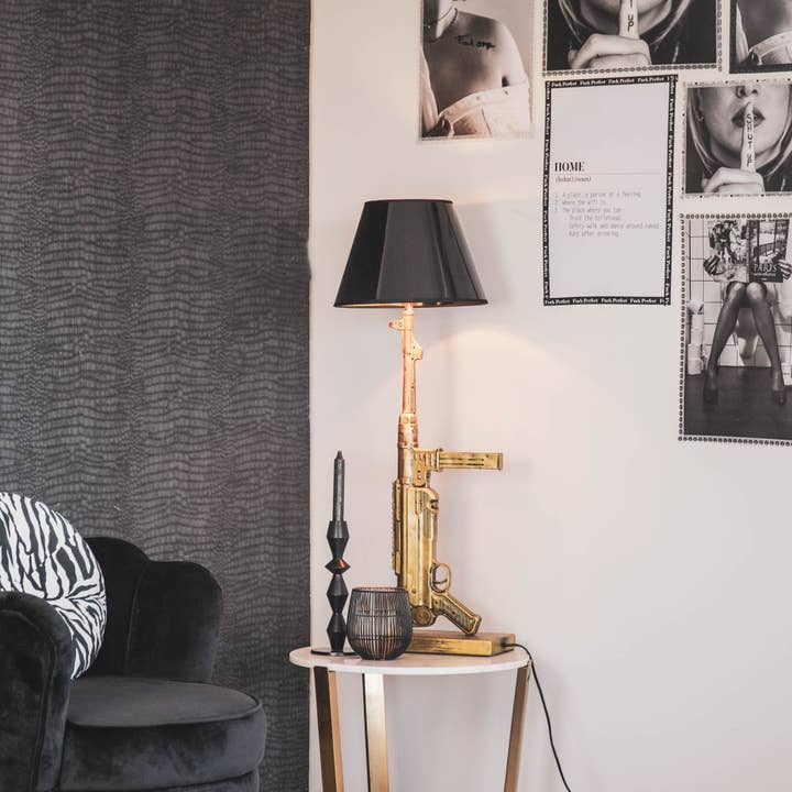 Housevitamin bv – Engroshandel Lampeskærm – HV lampeskærm sort og guld 17x30x21cm