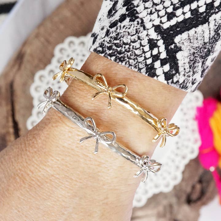 PennyLine inc - Wholesale Bangle Bracelet - Bow Bangle Bracelet - Gold Silver Tone