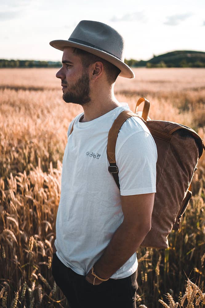 Charles - Wholesale Screen Printed T-Shirt - Unisex - Shirt Sonne, Fahrrad, Limo 100% Biobaumwolle & Fair Wear2