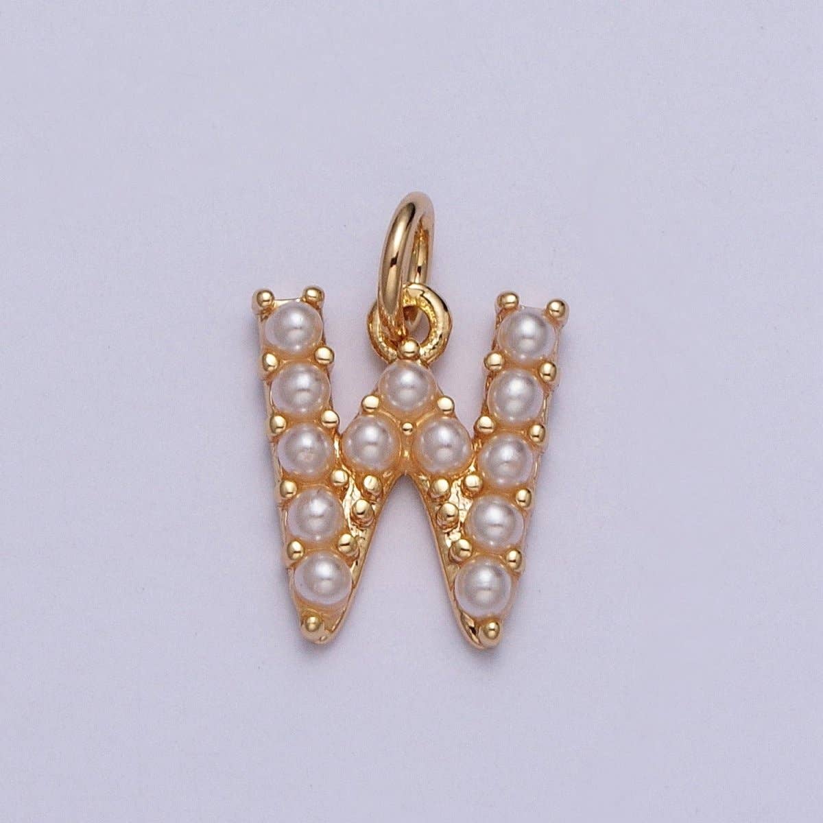 Aim Eternal - Venta al por mayor Abalorios/colgantes individuales - Mini Abecedario Colgante de Perla Encanto Inicial de Perla Pequeña Colgante Relleno de Oro de 16K para Joyería Personalizada | A-313-A-32522
