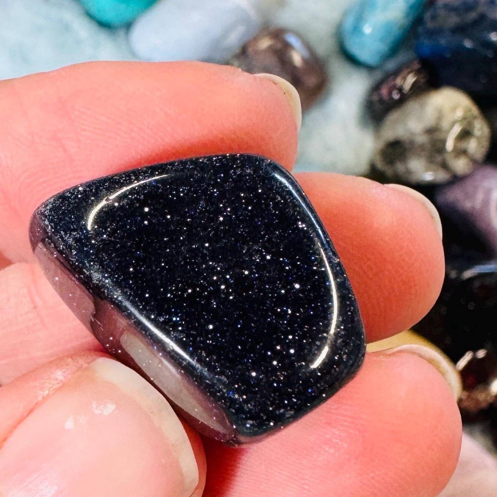 Elf Kendal Hippies - Wholesale Spiritual Stone/Crystal - Goldstone tumble 15-25mm blue sparkly wishing stone elf UK2